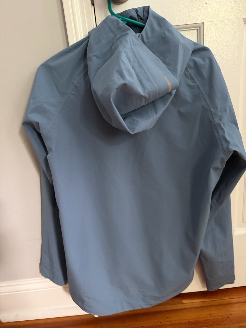 Fjallraven Light Blue Hooded Waterproof Raincoat- size small - Picture 6 of 6